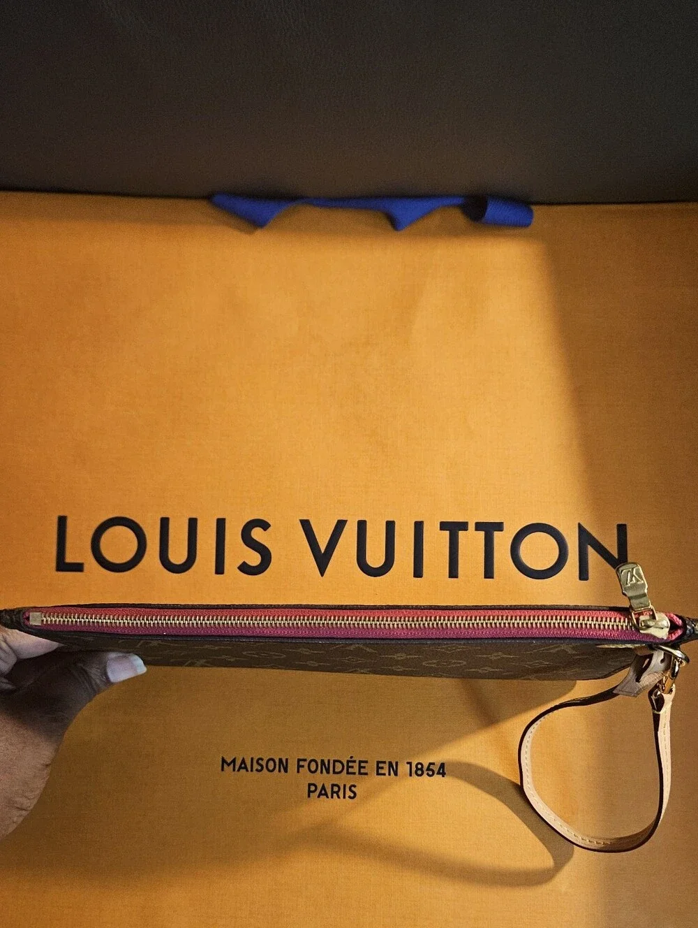 Louis Vuitton classic louis